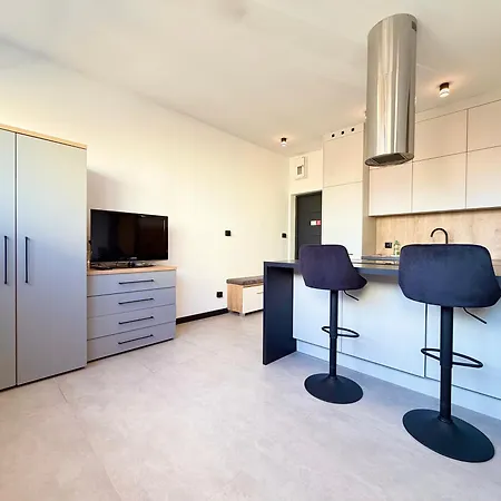 Apartment Spizowa Modern By Bookinghost Breslau